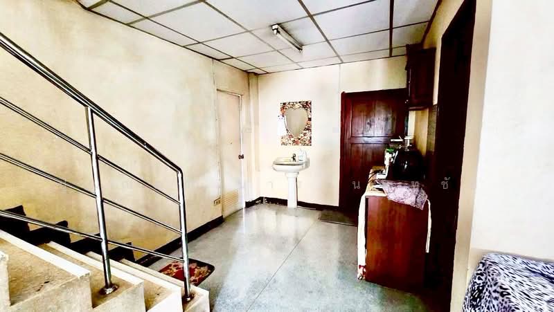 บ้านเดี่ยวใกล้รถไฟฟ้า BTS สถานีสำโรง สุขุมวิท, สมุทรปราการ, สุขุมวิท, สำโรงเหนือ, เมืองสมุทรปราการ, สมุทรปราการ, 100 ตร.ม., บ้านเดี่ยว ขาย, โดย ปุณณภา นารานนทชัย, 500243773 - DDproperty.com