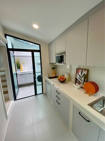 undefined, Bangkok, Bang Na Tai, Bang Na, Bangkok, 2 Bedrooms, 97 sqm, Townhouse For Sale, by Tanaporn Phumvilairak, 500243777 - DDproperty.com