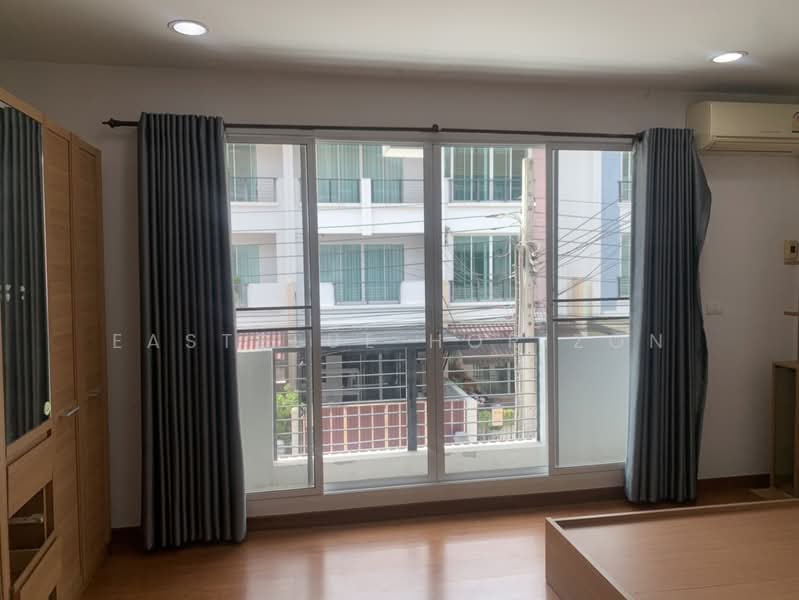 Baan Klang Muang Sathorn-Taksin 2, Bangkok, Kanlapaphruek Road, Bangko, Chom Thong, Bangkok, 3 Bedrooms, 170 sqm, Townhouse For Sale, by Eastblue Horizon, 500243780 - DDproperty.com