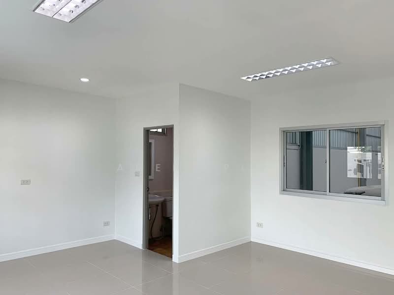 Warehouse for Rent, Phraeksa Road, Samut Prakan (SPSAD3928), Samut Prakan, Phreak Sa Mai, Muang Samut Prakarn, Samut Prakan, , 450 sqm, Warehouse/Factory For Rent, by Agent Pla, 500243799 - DDproperty.com