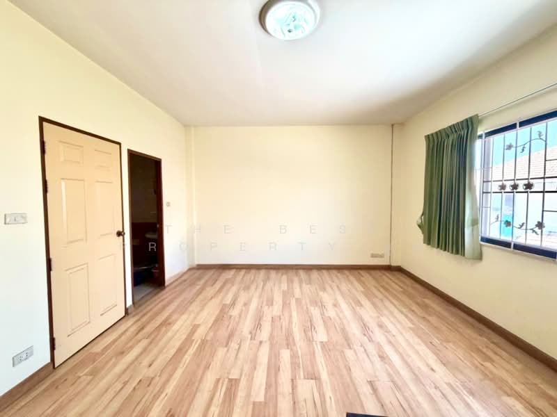 ทาวน์เฮ้าส์บ้านปึก ชลบุรี, Chon Buri (Pattaya), Ban Pik, Muang Chon Buri, Chon Buri (Pattaya), 2 Bedrooms, 100 sqm, Townhouse For Sale, by The Best Property นุ่น, 500243807 - DDproperty.com