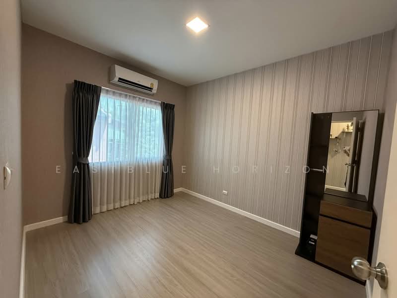 Siri Place Kalapapruek-Sathorn, Bangkok, Bang Wa, Phasi Charoen, Bangkok, 3 Bedrooms, 118 sqm, Townhouse For Sale, by Eastblue Horizon, 500243809 - DDproperty.com