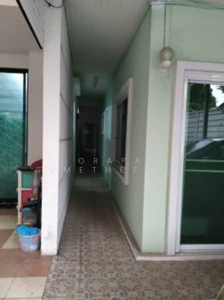 5-BR Townhouse, Bangkok, Chorake Bua, Lat Phrao, Bangkok, 5 Bedrooms, 220 sqm, Townhouse For Sale, by Orapa Sumetheesirisakul, 500243814 - DDproperty.com