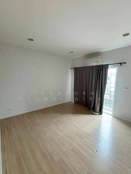 Baan Klang Muang Sukhumvit 77 : บ้านกลางเมือง สุขุมวิท 77, กรุงเทพ, ซอย อ่อนนุช 17, สวนหลวง, สวนหลวง, กรุงเทพ, 178 ตร.ม., ทาวน์เฮ้าส์ ขาย, โดย Tanaporn Phumvilairak, 500243842 - DDproperty.com