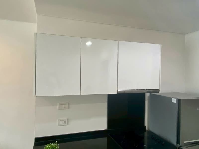 Wind Sukhumvit 23, Bangkok, 136 Soi Sukhumvit 23, Sukhumvit Road, Khlongtoei Nua, Watthana, Bangkok, 2 Bedrooms, 80 sqm, Condo For Rent, by Tanaporn Phumvilairak, 500243878 - DDproperty.com