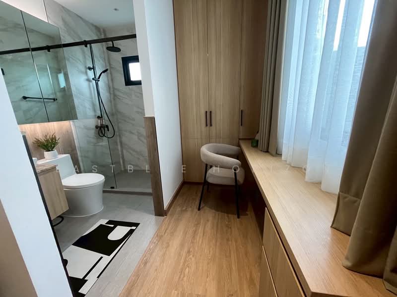 Townhome area Sukumvit 71, Bangkok, Khlong Tan Nua, Watthana, Bangkok, 4 Bedrooms, 250 sqm, Townhouse For Sale, by Eastblue Horizon, 500243880 - DDproperty.com