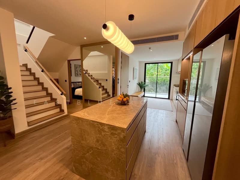 Townhome area Sukumvit 71, Bangkok, Khlong Tan Nua, Watthana, Bangkok, 4 Bedrooms, 250 sqm, Townhouse For Sale, by Eastblue Horizon, 500243880 - DDproperty.com