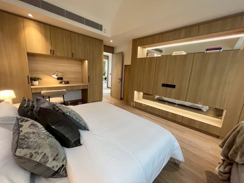 Townhome area Sukumvit 71, Bangkok, Khlong Tan Nua, Watthana, Bangkok, 4 Bedrooms, 250 sqm, Townhouse For Sale, by Eastblue Horizon, 500243880 - DDproperty.com