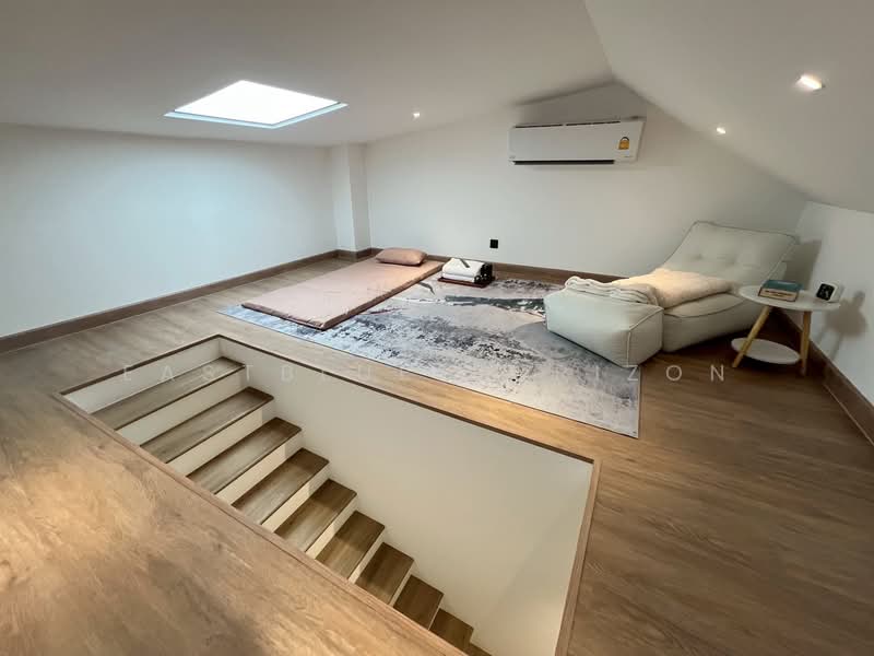 Townhome area Sukumvit 71, Bangkok, Khlong Tan Nua, Watthana, Bangkok, 4 Bedrooms, 250 sqm, Townhouse For Sale, by Eastblue Horizon, 500243880 - DDproperty.com