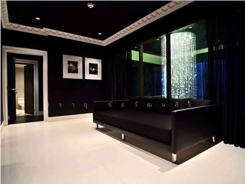 The Emporio Place, Bangkok, 93 Soi Sukhumvit 24, Sukhumvit Road, Khong Tan, Khlong Toei, Bangkok, 2 Bedrooms, 136 sqm, Condo For Rent, by Jirayu Chaiyawattanasiri, 500243891 - DDproperty.com