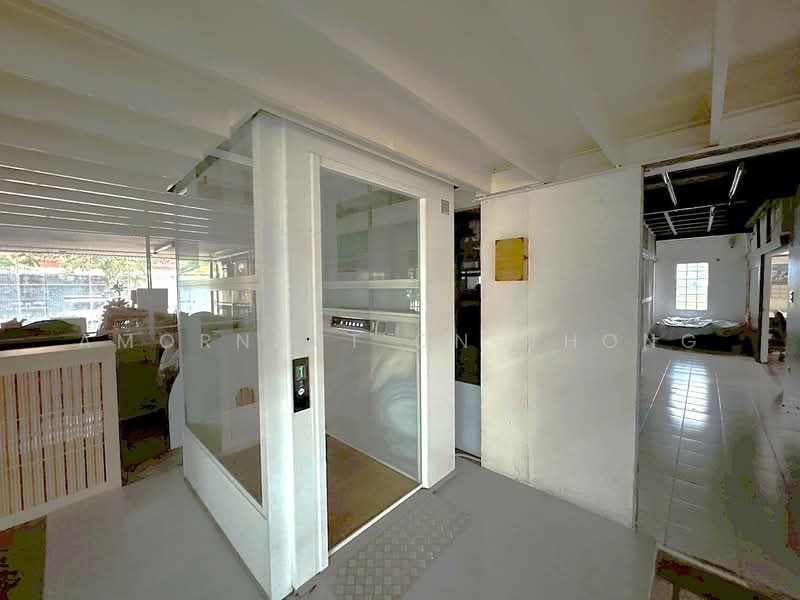 Building, Bangkok, Khlong Tan Nua, Watthana, Bangkok, , 1,800 sqm, Shophouse For Rent, by Amornrat On-Thong, 500243897 - DDproperty.com