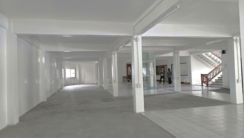 Building, Bangkok, Khlong Tan Nua, Watthana, Bangkok, , 1,800 sqm, Shophouse For Rent, by Amornrat On-Thong, 500243897 - DDproperty.com