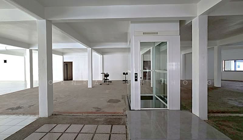 Building, Bangkok, Khlong Tan Nua, Watthana, Bangkok, , 1,800 sqm, Shophouse For Rent, by Amornrat On-Thong, 500243897 - DDproperty.com