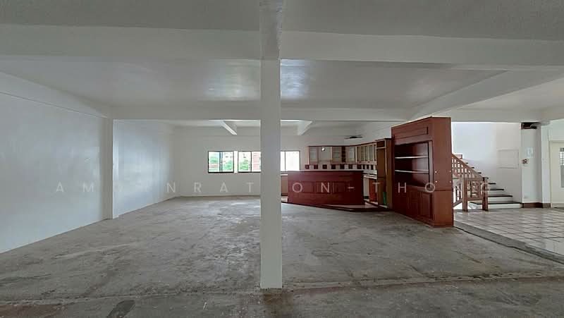 Building, Bangkok, Khlong Tan Nua, Watthana, Bangkok, , 1,800 sqm, Shophouse For Rent, by Amornrat On-Thong, 500243897 - DDproperty.com