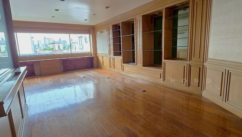 Building, Bangkok, Khlong Tan Nua, Watthana, Bangkok, , 1,800 sqm, Shophouse For Rent, by Amornrat On-Thong, 500243897 - DDproperty.com