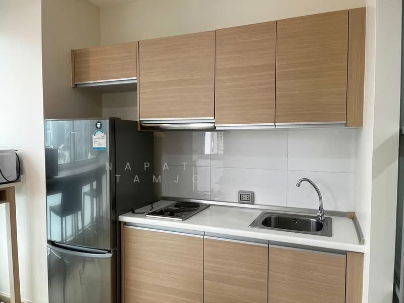 Rhythm Ratchada, Bangkok, 558 Ratchadaphisek Road, Samsen Nok, Huai Khwang, Bangkok, 1 Bedroom, 47 sqm, Condo For Sale, by Napatsawan Tamjorhor, 500243914 - DDproperty.com