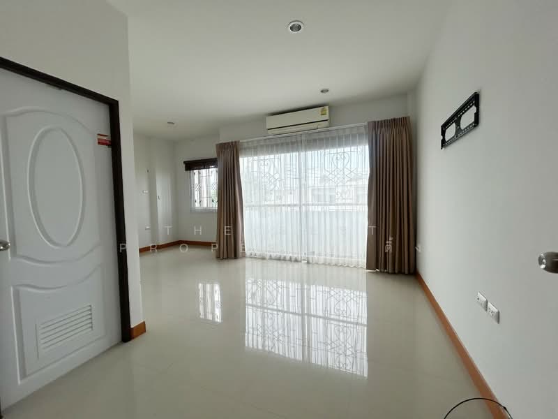 บ้านศิลารารมย์ (Baan Silarom), Chon Buri (Pattaya), Ta Khian Tia, Bang Lamung (Pattaya), Chon Buri (Pattaya), 3 Bedrooms, 100 sqm, Townhouse For Sale, by The Best Property ติ้ง, 500243919 - DDproperty.com
