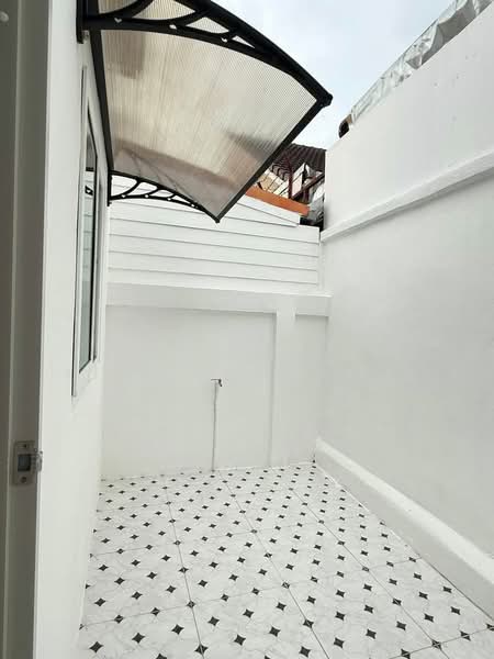 2-BR Townhouse, Chon Buri (Pattaya), Nong Pru, Bang Lamung (Pattaya), Chon Buri (Pattaya), 2 Bedrooms, 93 sqm, Townhouse For Sale, by Chalisa Kitilimtrakul, 500243945 - DDproperty.com