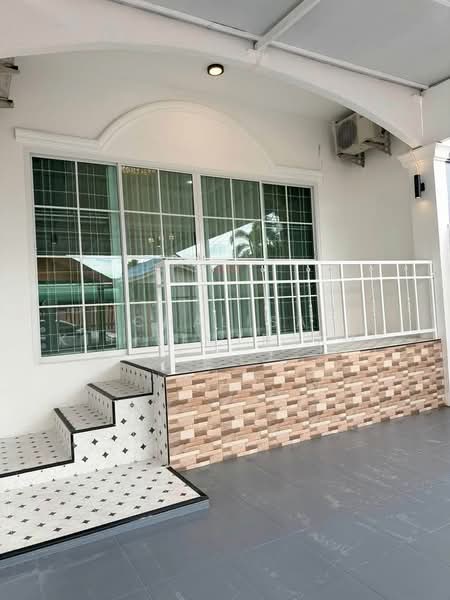 2-BR Townhouse, Chon Buri (Pattaya), Nong Pru, Bang Lamung (Pattaya), Chon Buri (Pattaya), 2 Bedrooms, 93 sqm, Townhouse For Sale, by Chalisa Kitilimtrakul, 500243945 - DDproperty.com