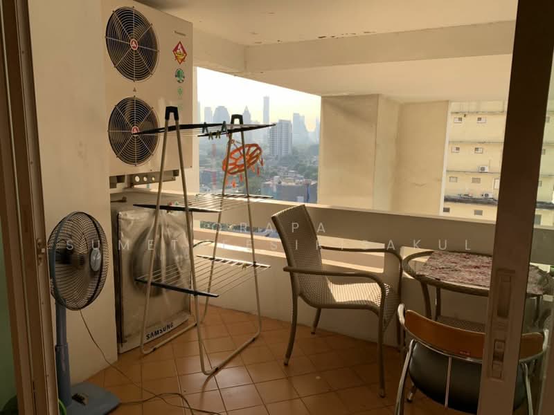 Crystal Garden, Bangkok, 217 Sukhumvit 4 Alley, Khlong Toei, Khlong Toei, Bangkok, 2 Bedrooms, 110 sqm, Condo For Sale, by Orapa Sumetheesirisakul, 500243957 - DDproperty.com