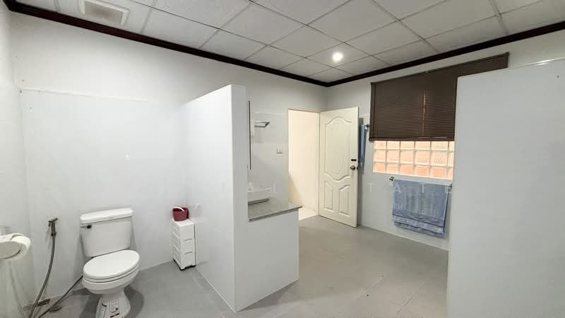 2 Bedroom House for Sale in Bang Sare Sattahip, Chon Buri (Pattaya), Bang Sa-re, Sattahip, Chon Buri (Pattaya), 2 Bedrooms, 400 sqm, Single Detached House For Sale, by PLC real estate, 500244002 - DDproperty.com