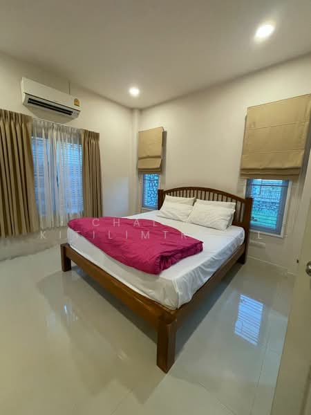 undefined, Chon Buri (Pattaya), Nong Pla Lai, Bang Lamung (Pattaya), Chon Buri (Pattaya), 3 Bedrooms, 240 sqm, Single Detached House For Rent, by Chalisa Kitilimtrakul, 500244024 - DDproperty.com