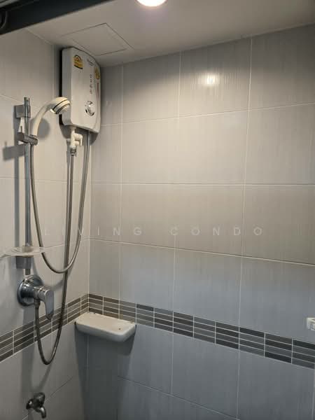 Lumpini Place Srinakarin-Huamak Station, Bangkok, Srinakarin Road, Suan Luang, Suan Luang, Bangkok, 1 Bedroom, 27 sqm, Condo For Rent, by Living Condo, 500244028 - DDproperty.com