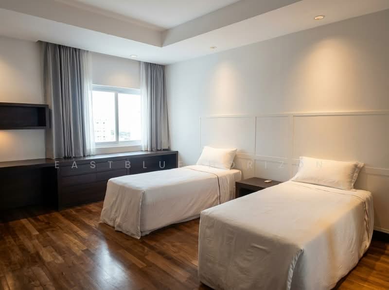 Royal Residence Park, Bangkok, 99 Royal Resident Park Lumphini, Lumphini, Pathum Wan, Bangkok, 4 Bedrooms, 275 sqm, Condo For Rent, by Eastblue Horizon, 500244042 - DDproperty.com