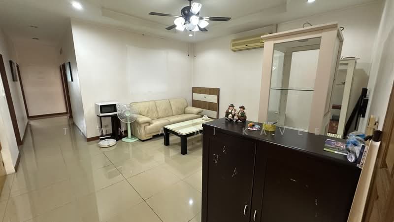 Country Complex Bangna, Bangkok, Sanpawut Road, Bang Na, Bang Na, Bangkok, 3 Bedrooms, 116 sqm, Condo For Sale, by Thanwalai Kavee, 500244052 - DDproperty.com