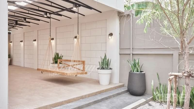 Noble Tara Pattanakarn, Bangkok, 2046 Pattanakarn Road, Suan Luang, Suan Luang, Bangkok, 3 Bedrooms, 350 sqm, Single Detached House For Sale, by Lalisorn Prakanmeth, 500244114 - DDproperty.com