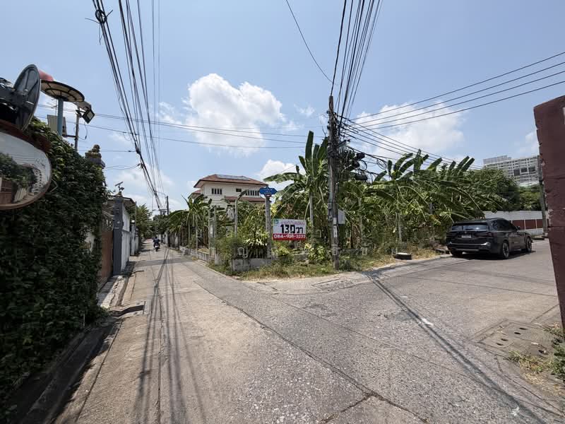 ที่ดิน 130 ตร.ว.ติดถนน 2 ด้าน ถนนประชาชื่น, กรุงเทพ, ประชาชื่น, วงศ์สว่าง, บางซื่อ, กรุงเทพ, 520 ตร.ม., ที่ดิน ขาย, โดย ยอดชาย สราญฤทธิชัย, 500244124 - DDproperty.com