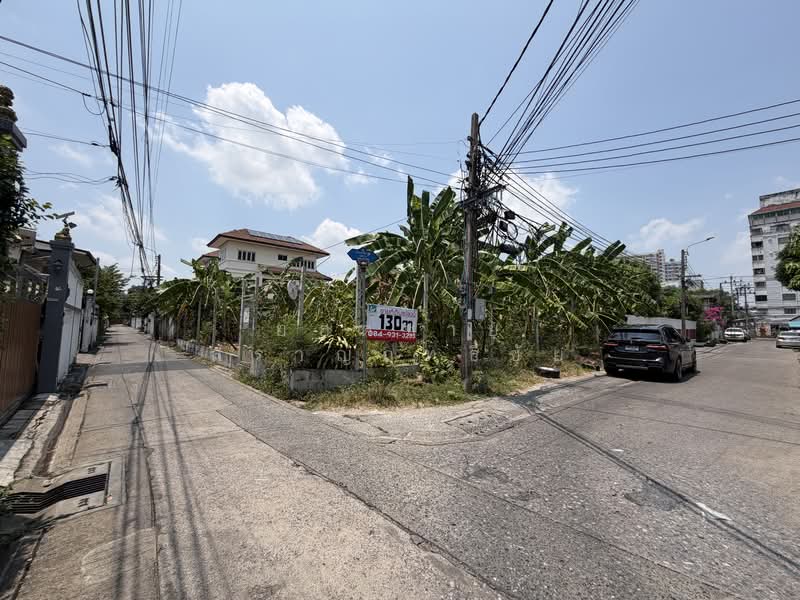 ที่ดิน 130 ตร.ว.ติดถนน 2 ด้าน ถนนประชาชื่น, กรุงเทพ, ประชาชื่น, วงศ์สว่าง, บางซื่อ, กรุงเทพ, 520 ตร.ม., ที่ดิน ขาย, โดย ยอดชาย สราญฤทธิชัย, 500244124 - DDproperty.com