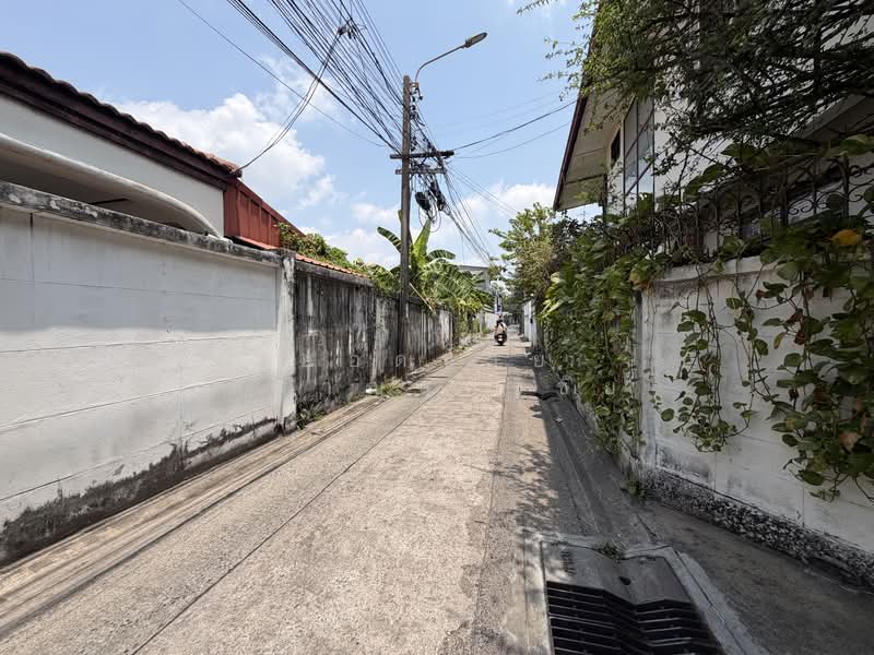 ที่ดิน 130 ตร.ว.ติดถนน 2 ด้าน ถนนประชาชื่น, กรุงเทพ, ประชาชื่น, วงศ์สว่าง, บางซื่อ, กรุงเทพ, 520 ตร.ม., ที่ดิน ขาย, โดย ยอดชาย สราญฤทธิชัย, 500244124 - DDproperty.com