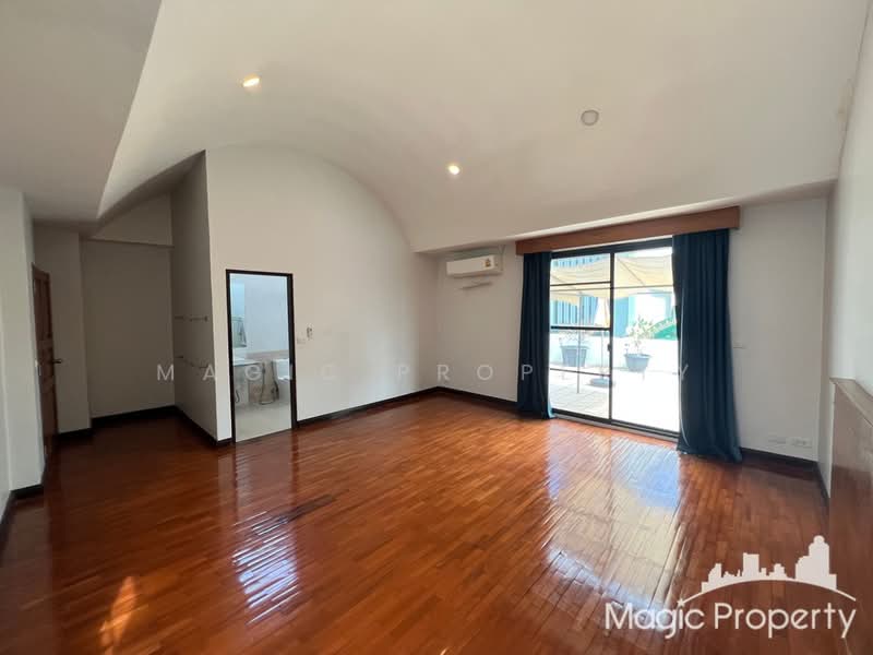 The Noble Ekkamai 22, Bangkok, Khlong Tan Nua, Watthana, Bangkok, 4 Bedrooms, 350 sqm, Single Detached House For Rent, by Magic Property, 500244157 - DDproperty.com