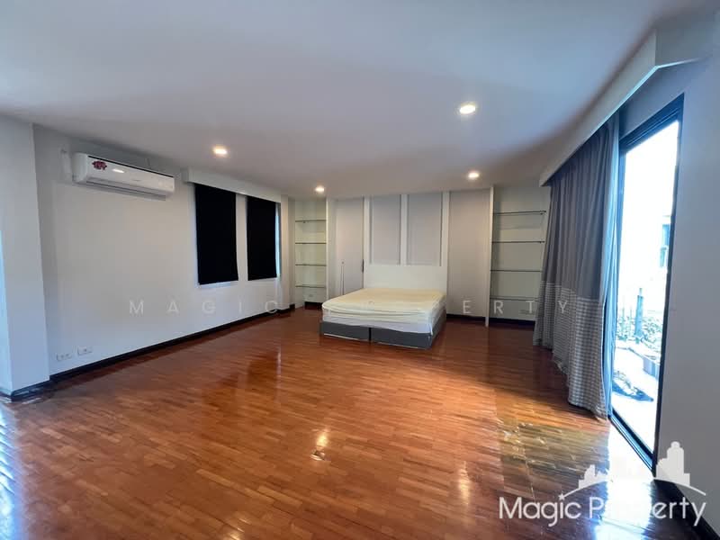 The Noble Ekkamai 22, Bangkok, Khlong Tan Nua, Watthana, Bangkok, 4 Bedrooms, 350 sqm, Single Detached House For Rent, by Magic Property, 500244157 - DDproperty.com