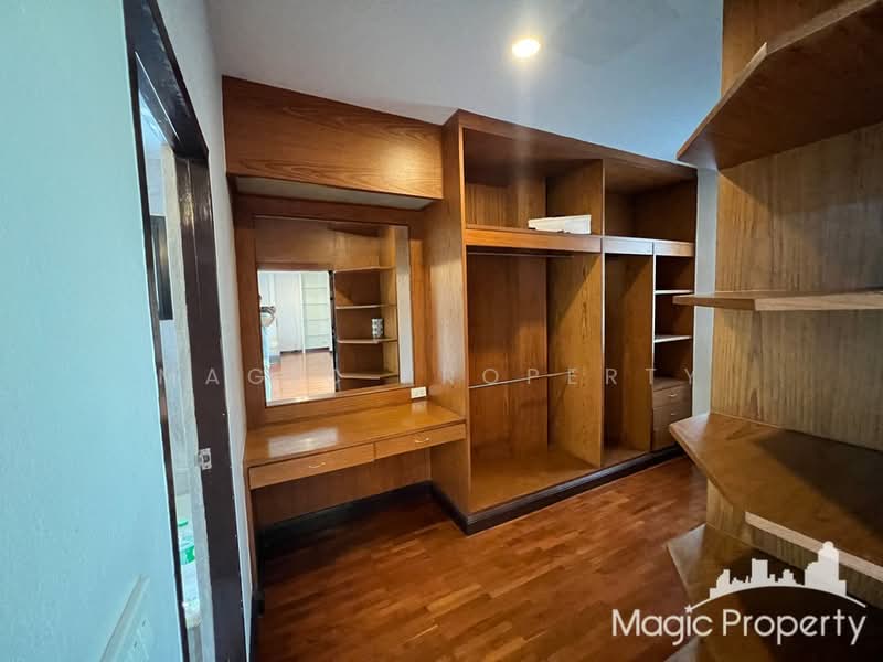 The Noble Ekkamai 22, Bangkok, Khlong Tan Nua, Watthana, Bangkok, 4 Bedrooms, 350 sqm, Single Detached House For Rent, by Magic Property, 500244157 - DDproperty.com