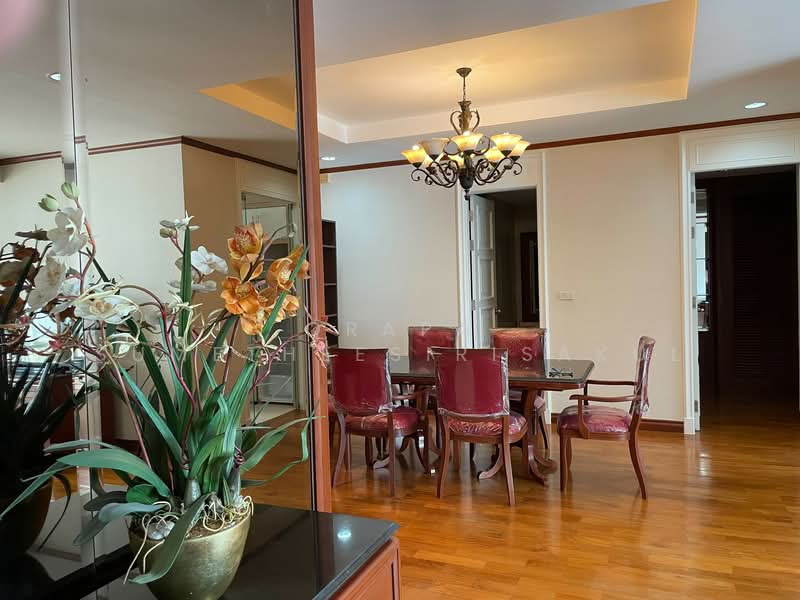 The Bangkok Sukhumvit 43, Bangkok, Soi Sukhumvit 43, Khlong Tan Nua, Watthana, Bangkok, 2 Bedrooms, 115 sqm, Condo For Sale, by Orapa Sumetheesirisakul, 500244161 - DDproperty.com