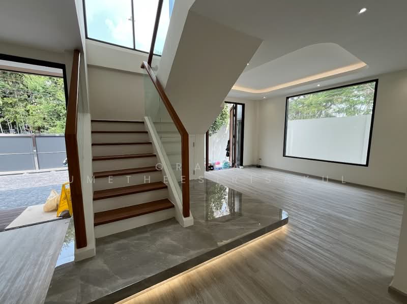 undefined, Bangkok, Khlong Tan Nua, Watthana, Bangkok, 4 Bedrooms, 401 sqm, Single Detached House For Sale, by Orapa Sumetheesirisakul, 500244171 - DDproperty.com