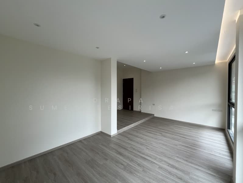 undefined, Bangkok, Khlong Tan Nua, Watthana, Bangkok, 4 Bedrooms, 401 sqm, Single Detached House For Sale, by Orapa Sumetheesirisakul, 500244171 - DDproperty.com