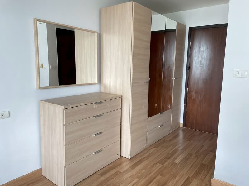 Y.O. Place, Bangkok, 223 Soi Sai Nam Thip 2, Khlong Toei, Khlong Toei, Bangkok, 2 Bedrooms, 93 sqm, Condo For Rent, by Sarika Saengkam, 500244195 - DDproperty.com