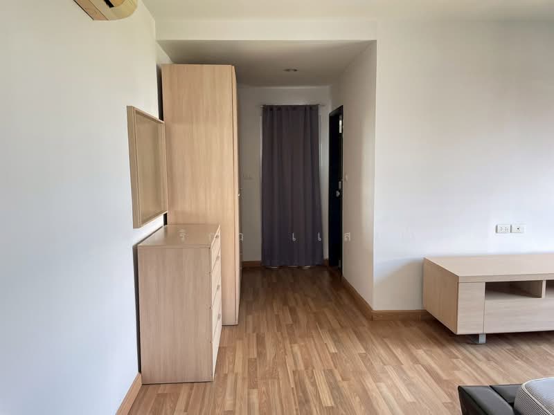 Y.O. Place, Bangkok, 223 Soi Sai Nam Thip 2, Khlong Toei, Khlong Toei, Bangkok, 2 Bedrooms, 93 sqm, Condo For Rent, by Sarika Saengkam, 500244195 - DDproperty.com