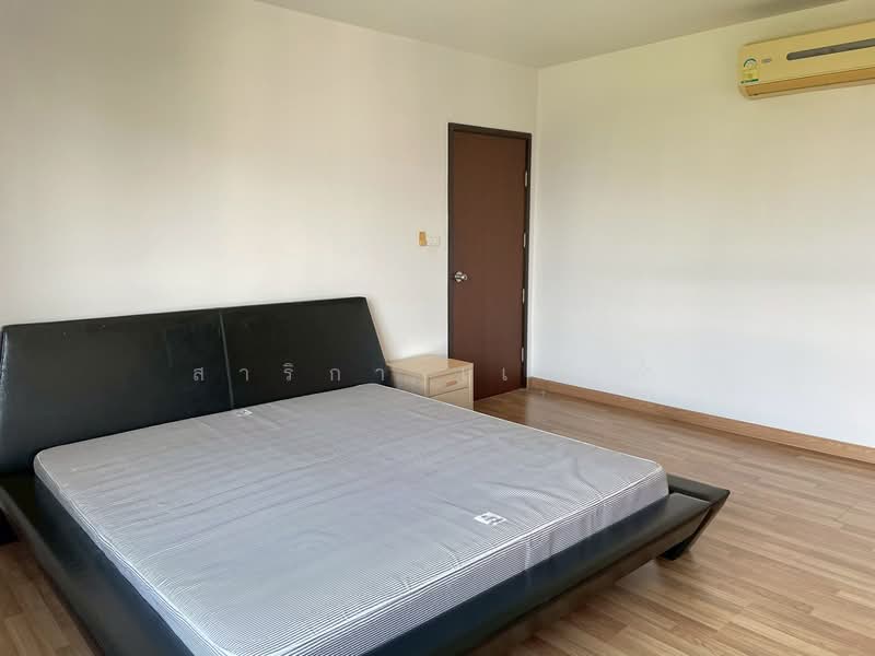 Y.O. Place, Bangkok, 223 Soi Sai Nam Thip 2, Khlong Toei, Khlong Toei, Bangkok, 2 Bedrooms, 93 sqm, Condo For Rent, by Sarika Saengkam, 500244195 - DDproperty.com