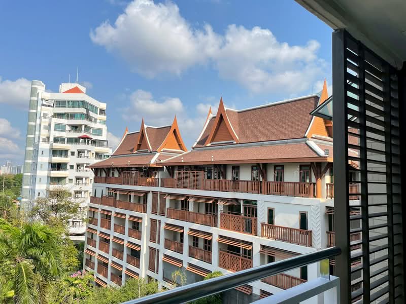 Y.O. Place, Bangkok, 223 Soi Sai Nam Thip 2, Khlong Toei, Khlong Toei, Bangkok, 2 Bedrooms, 93 sqm, Condo For Rent, by Sarika Saengkam, 500244195 - DDproperty.com