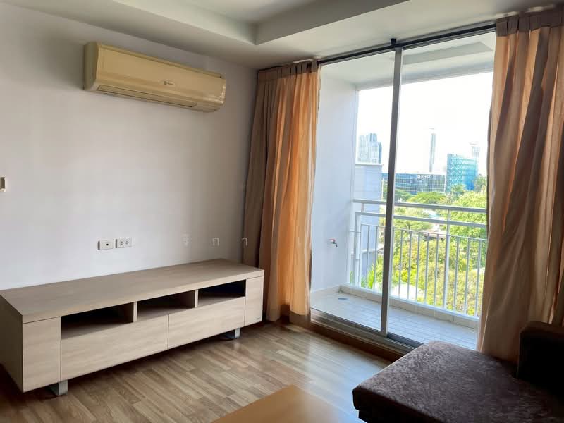 Y.O. Place, Bangkok, 223 Soi Sai Nam Thip 2, Khlong Toei, Khlong Toei, Bangkok, 2 Bedrooms, 93 sqm, Condo For Rent, by Sarika Saengkam, 500244195 - DDproperty.com