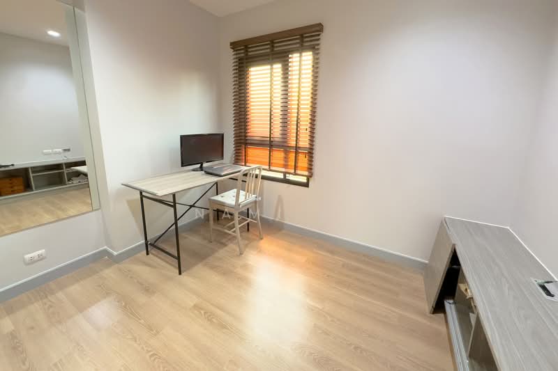 Chapter one Midtown Ladprao 24, Bangkok, 432 Ladprao Road, Jom Phon, Chatuchak, Bangkok, 2 Bedrooms, 59 sqm, Condo For Sale, by Nami E., 500244209 - DDproperty.com