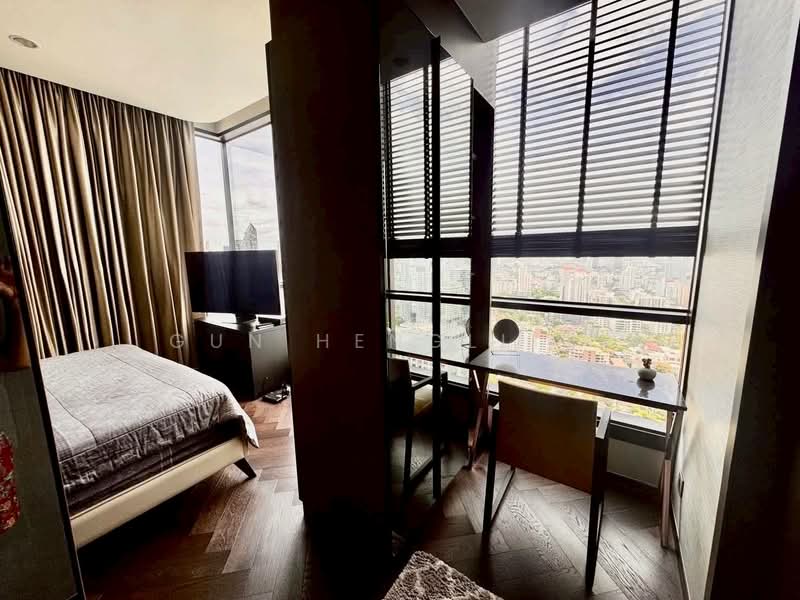 The Esse Sukhumvit 36, Bangkok, Soi Sukhumvit 36, Sukhumvit Road, Phra Kanong, Khlong Toei, Bangkok, 2 Bedrooms, 73 sqm, Condo For Rent, by Sanick Sawaisanyakorn, 500244214 - DDproperty.com