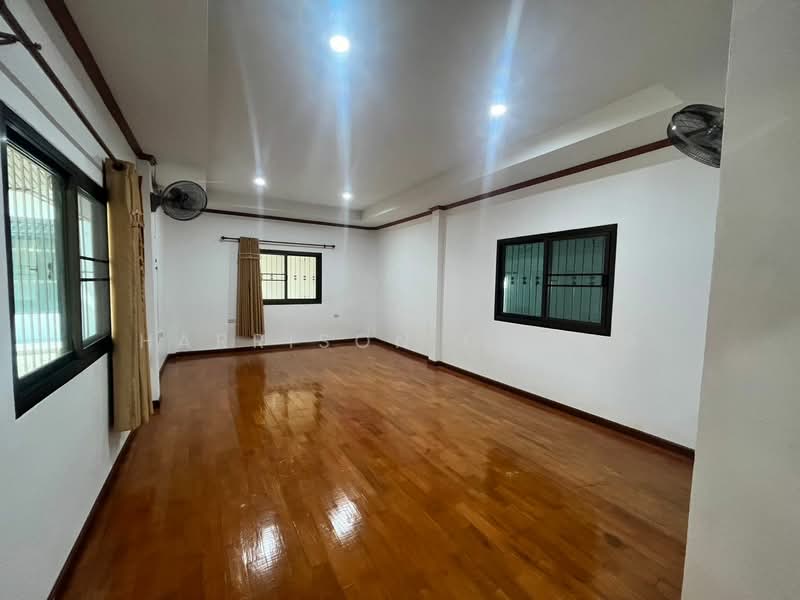 4-BR House, Chon Buri (Pattaya), Nong Pru, Bang Lamung (Pattaya), Chon Buri (Pattaya), 4 Bedrooms, 382 sqm, Single Detached House For Sale, by Harrison Chong, 500244269 - DDproperty.com