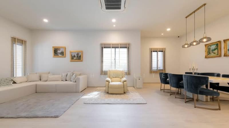 3-BR House, Bangkok, Bowon Niwet, Phra Nakhon, Bangkok, 3 Bedrooms, 450 sqm, Single Detached House For Sale, by Gun Henglite , 500244270 - DDproperty.com