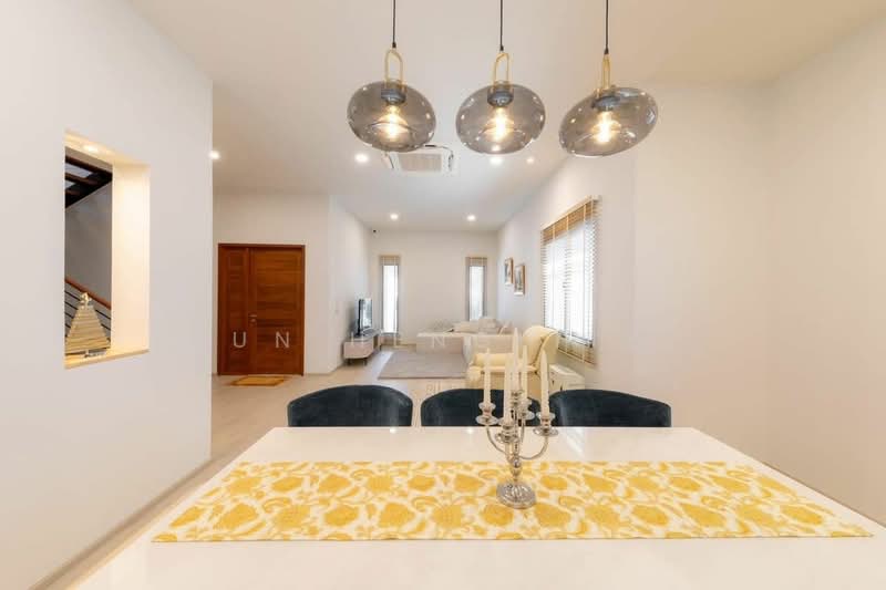 3-BR House, Bangkok, Bowon Niwet, Phra Nakhon, Bangkok, 3 Bedrooms, 450 sqm, Single Detached House For Sale, by Gun Henglite , 500244270 - DDproperty.com