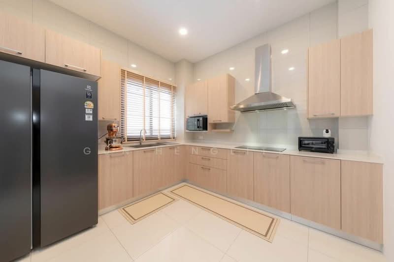 3-BR House, Bangkok, Bowon Niwet, Phra Nakhon, Bangkok, 3 Bedrooms, 450 sqm, Single Detached House For Sale, by Gun Henglite , 500244270 - DDproperty.com